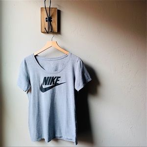 Women’s Nike T-Shirt